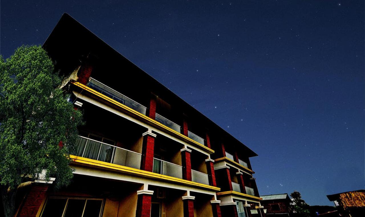 Treebo Trend Khushi River Side Retreat Hotel Mahābaleshwar Exterior foto